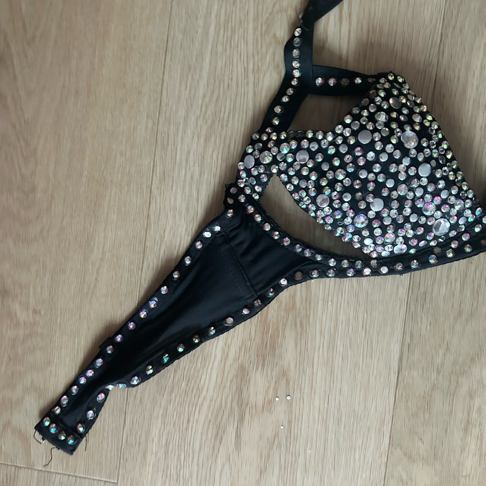 Black Rhinestone Embellished Bra - Picture 2 of 5